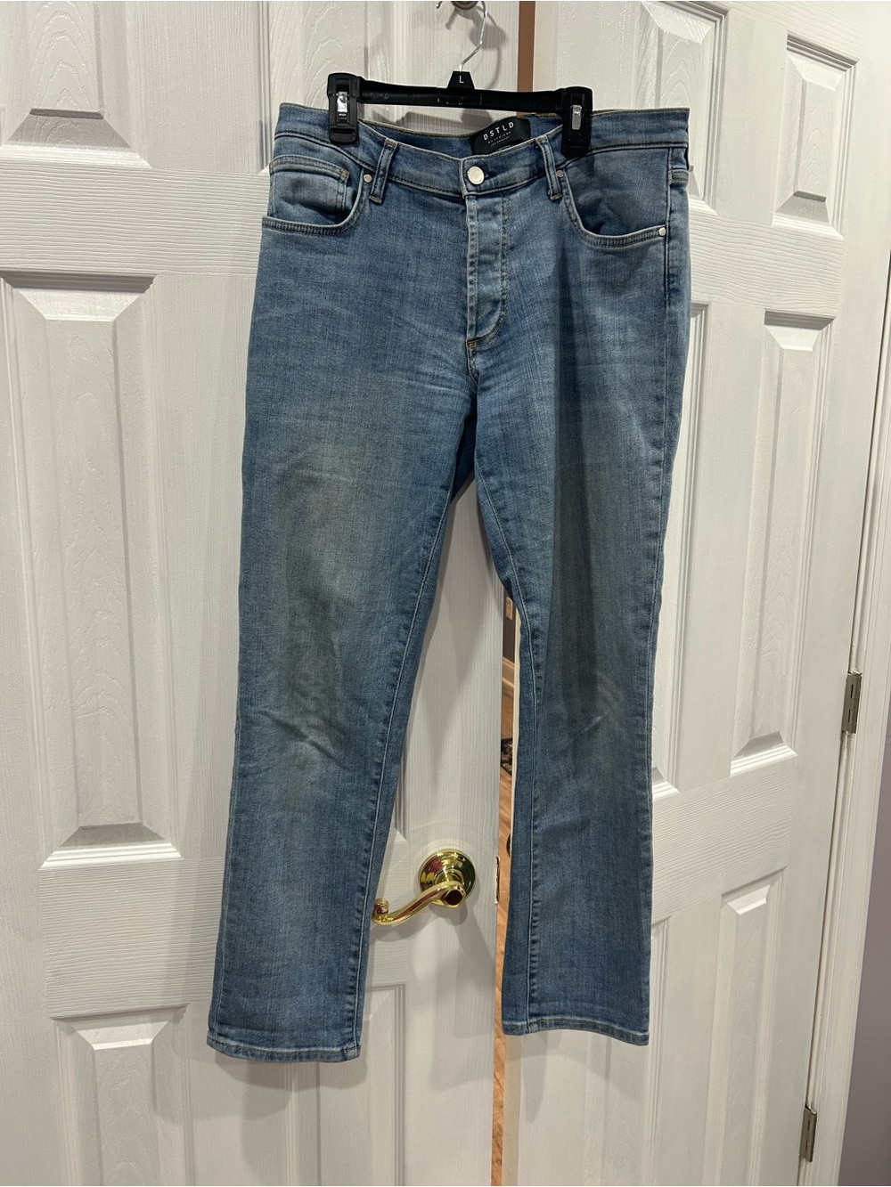 DSTLD Straight Jeans in Light Blue Wash
